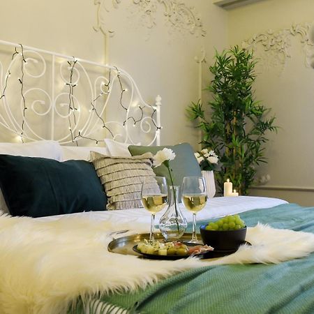 Cozy Studio Overlooking The Old Town 부쿠레슈티 외부 사진