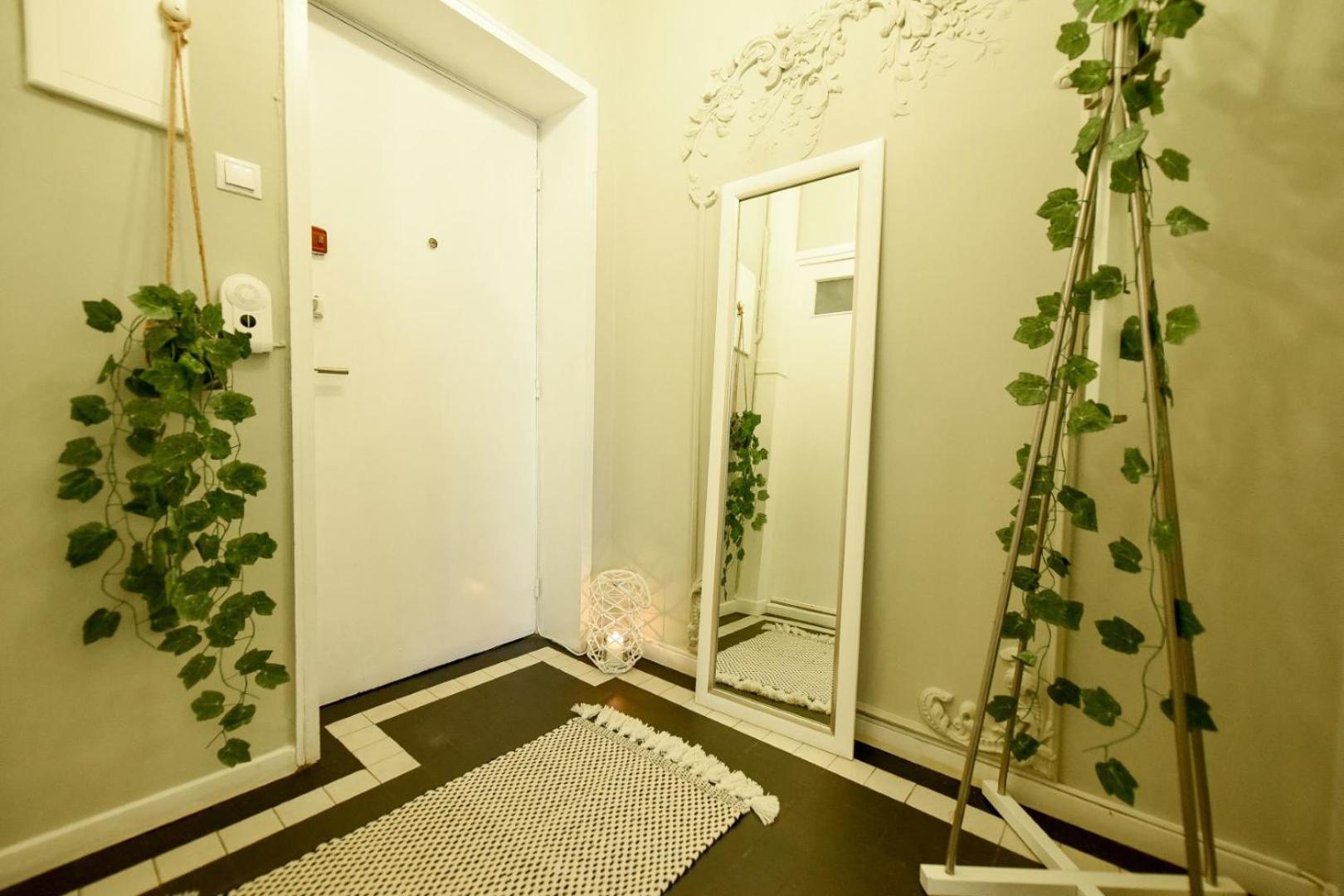 Cozy Studio Overlooking The Old Town 부쿠레슈티 외부 사진