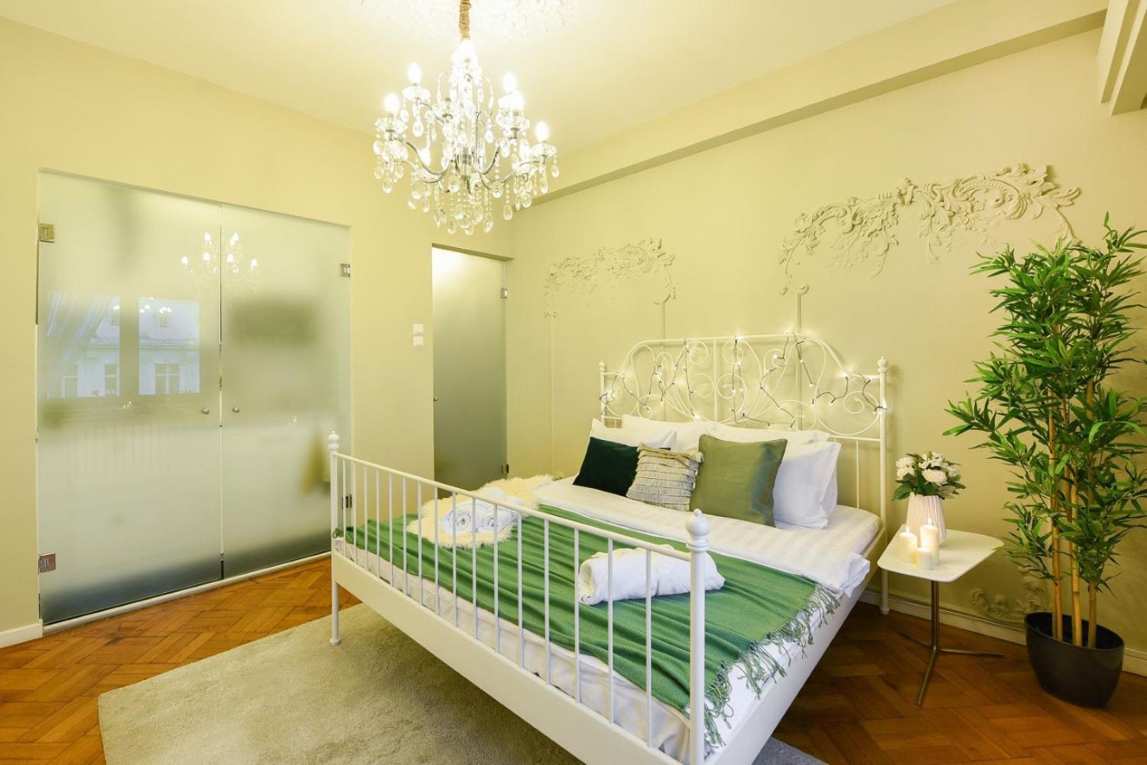 Cozy Studio Overlooking The Old Town 부쿠레슈티 외부 사진